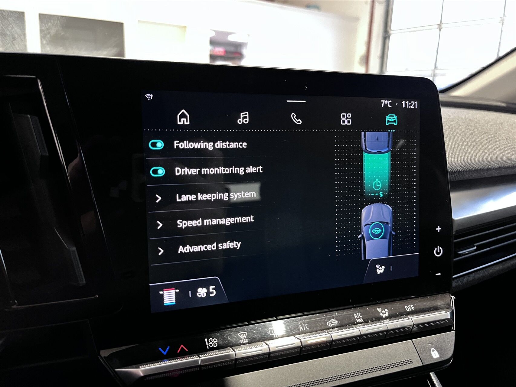 Billede af Renault Mégane E-TECH Equilibre 220HK 5d Aut.