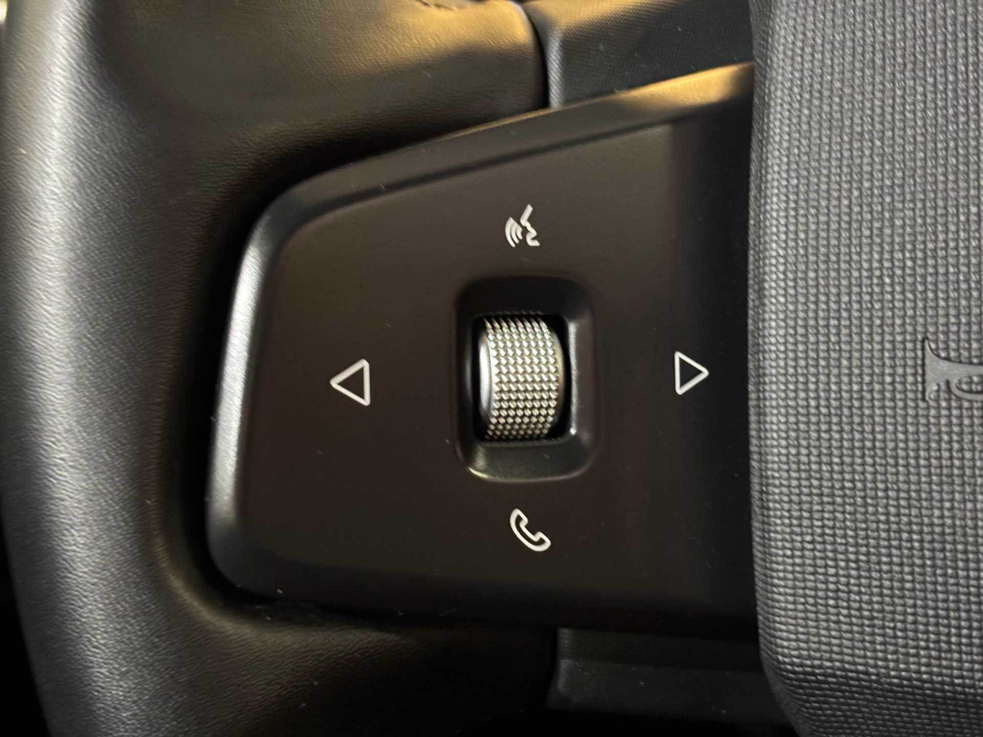 Billede af Fisker Ocean EL One 4x4 557HK 5d Aut.