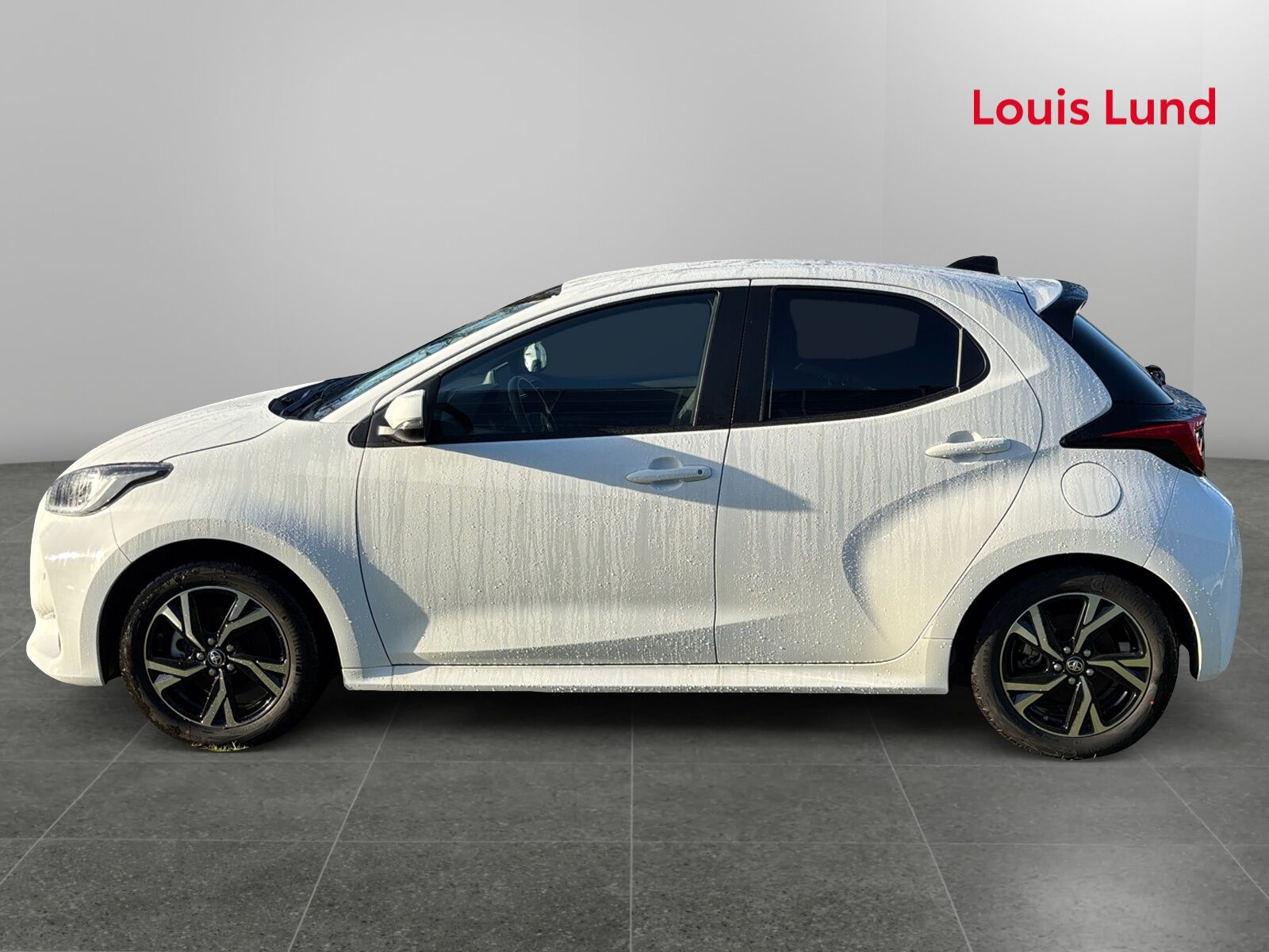 Billede af Toyota Yaris 1,5 Hybrid Style Comfort 116HK 5d Trinl. Gear