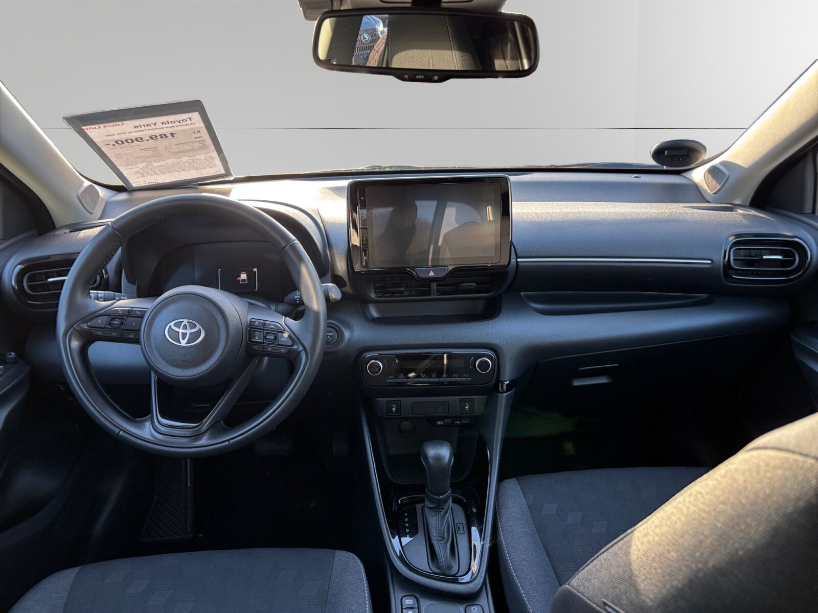 Billede af Toyota Yaris 1,5 Hybrid Style Comfort 116HK 5d Trinl. Gear