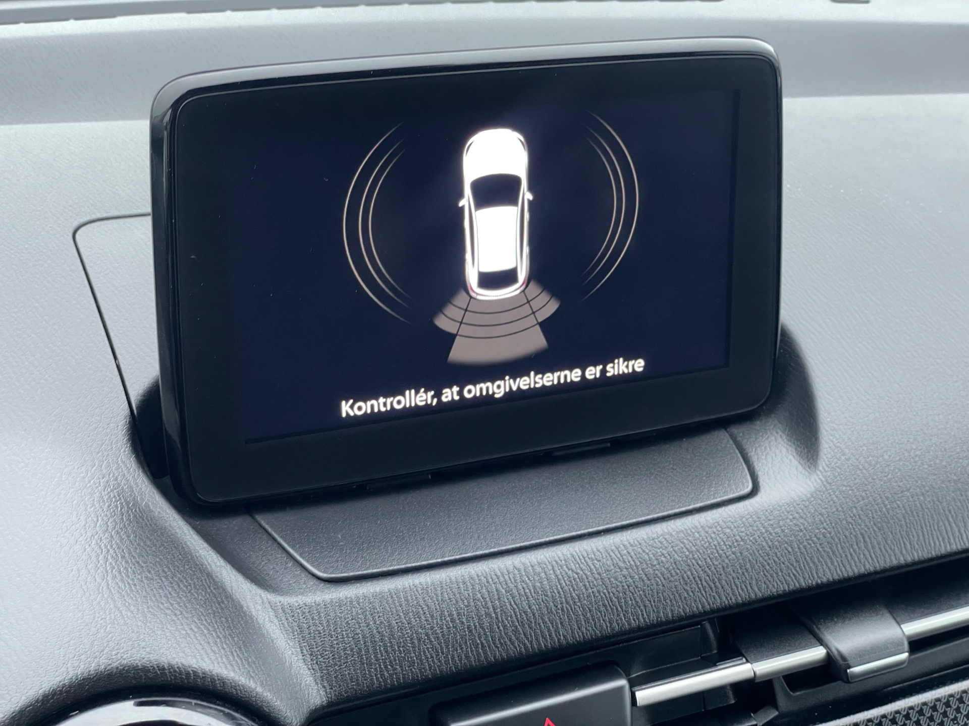 Billede af Mazda 2 1,5 Skyactiv-G Niseko 90HK 5d