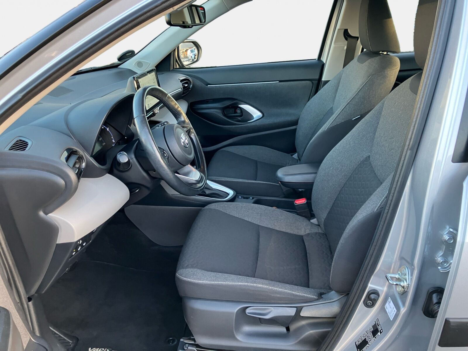 Billede af Toyota Yaris Cross 1,5 Hybrid Active Technology 116HK 5d Trinl. Gear