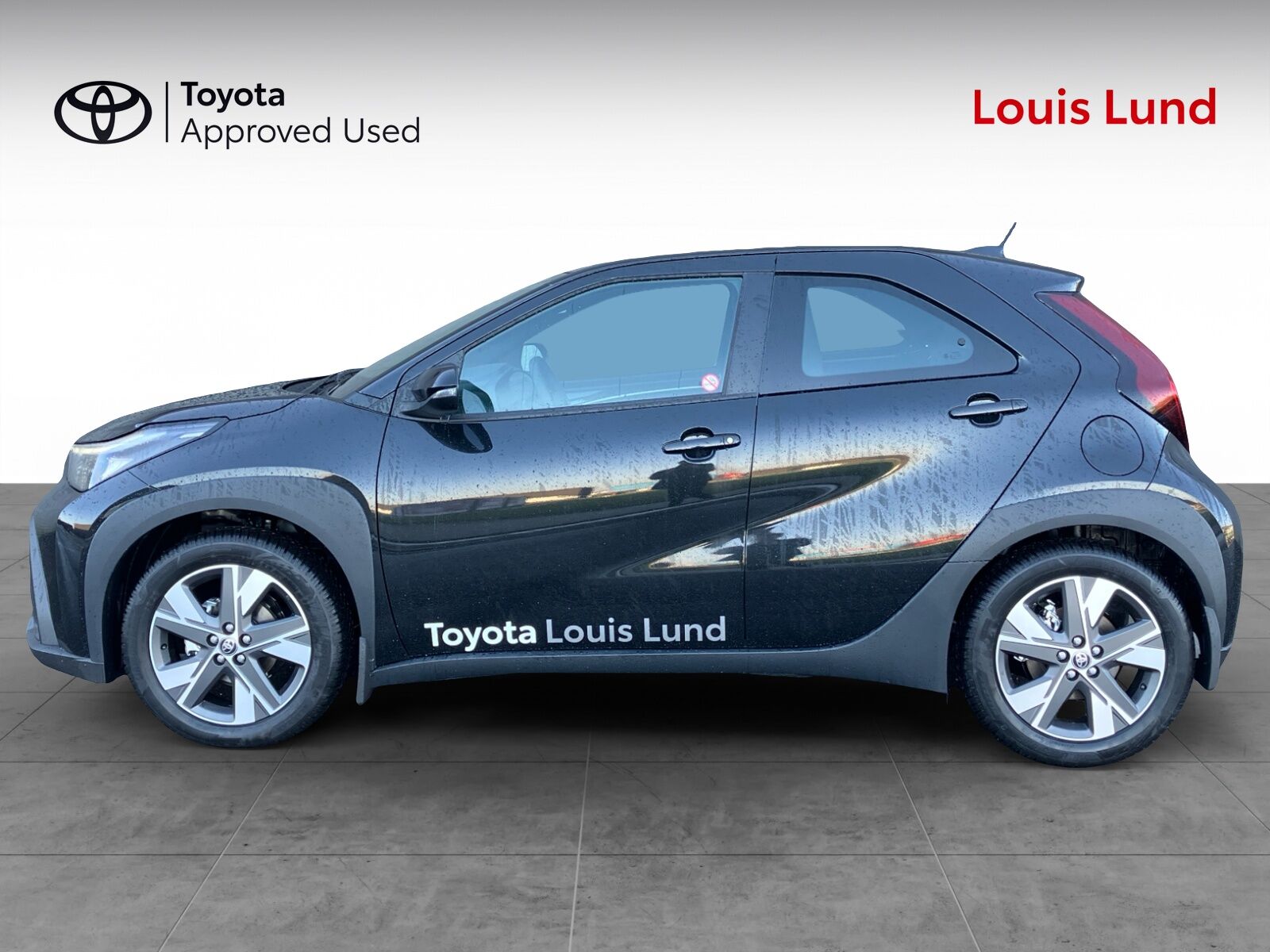 Billede af Toyota Aygo X 1,5 Hybrid Play Comfort CVT 116HK 5d Aut.