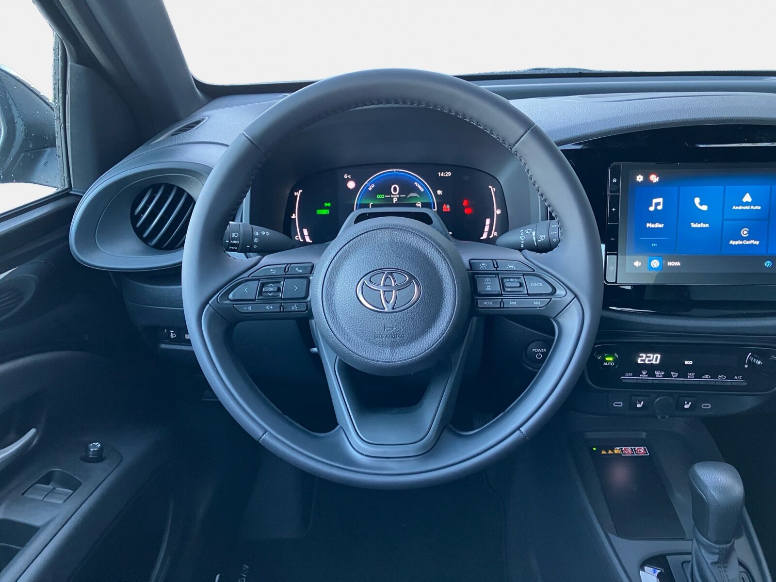 Billede af Toyota Aygo X 1,5 Hybrid Play Comfort CVT 116HK 5d Aut.