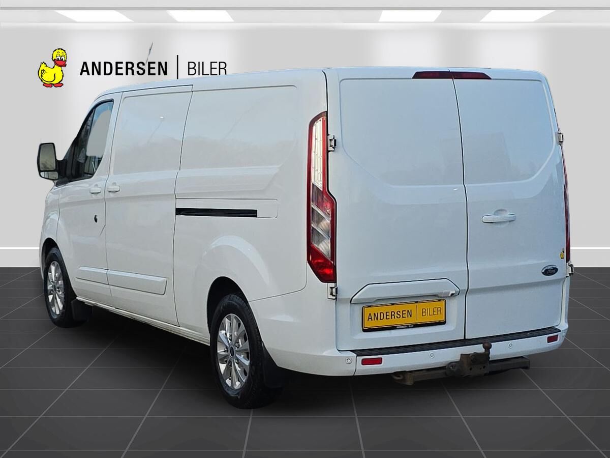 Billede af Ford Transit Custom 300 L2H1 2,0 TDCi Limited 170HK Van 6g Aut.