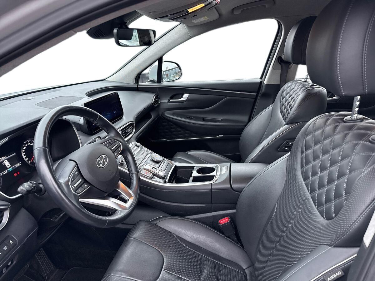 Billede af Hyundai Santa Fe 1,6 T-GDI  Plugin-hybrid Essential 4WD 265HK 5d 6g Aut.