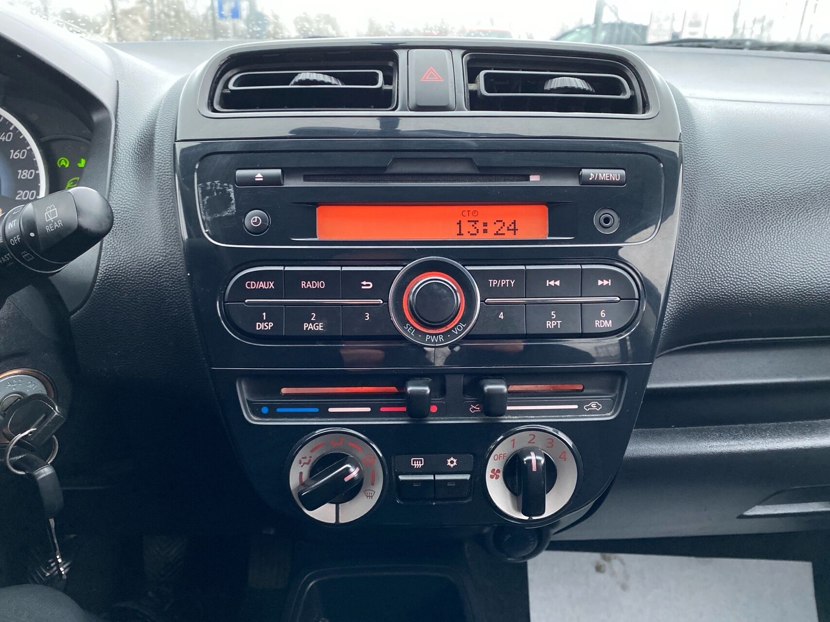 Billede af Mitsubishi Space Star 1,0 Inform 71HK 5d