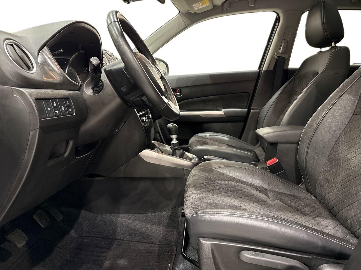 Billede af Suzuki Vitara 1,4 Boosterjet  Mild hybrid Adventure 129HK 5d 6g