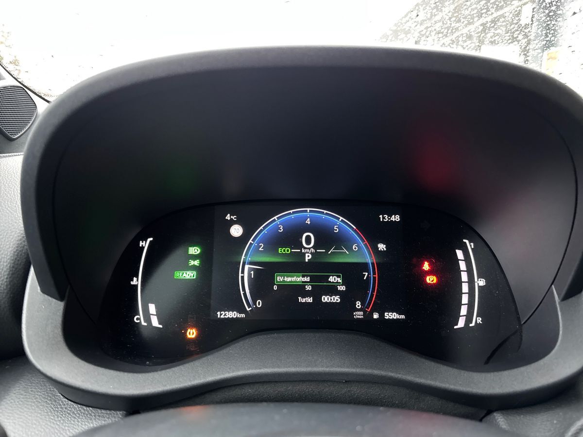 Billede af Toyota Yaris Cross 1,5 Hybrid Style Comfort 116HK 5d Trinl. Gear