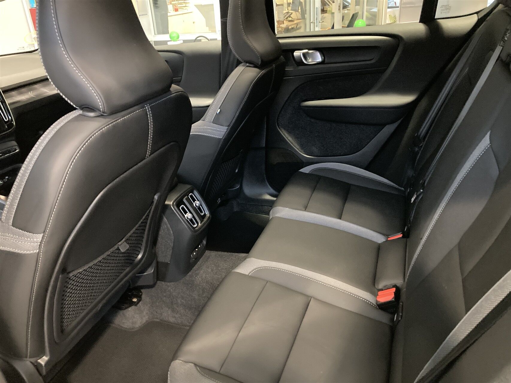 Billede af Volvo C40 P6 Recharge Ultimate 231HK 4d Aut.