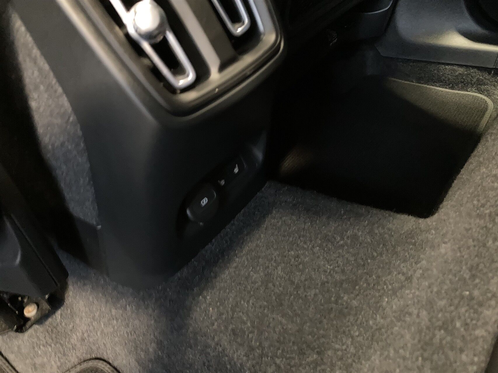 Billede af Volvo C40 P6 Recharge Ultimate 231HK 4d Aut.