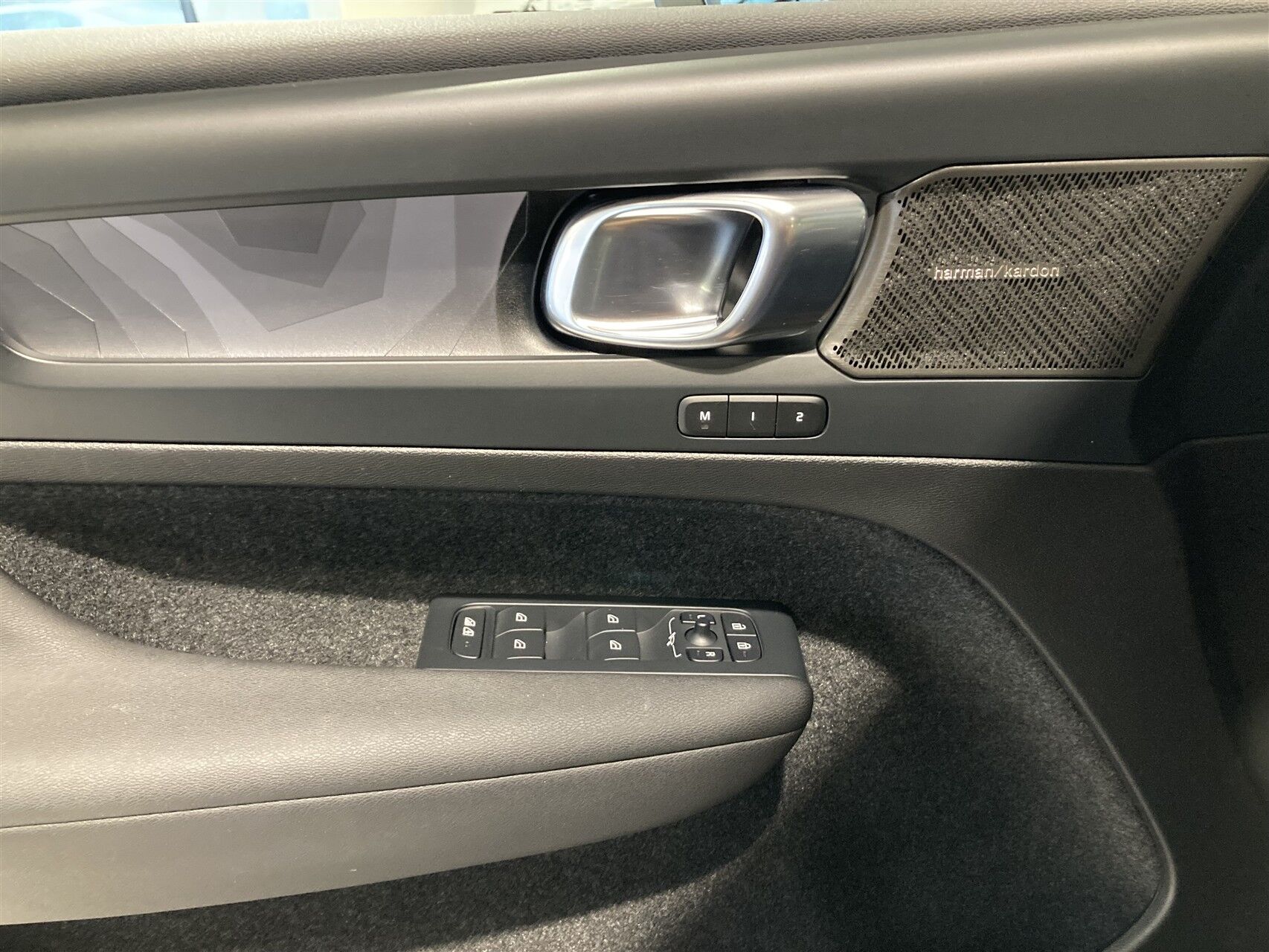 Billede af Volvo C40 P6 Recharge Ultimate 231HK 4d Aut.