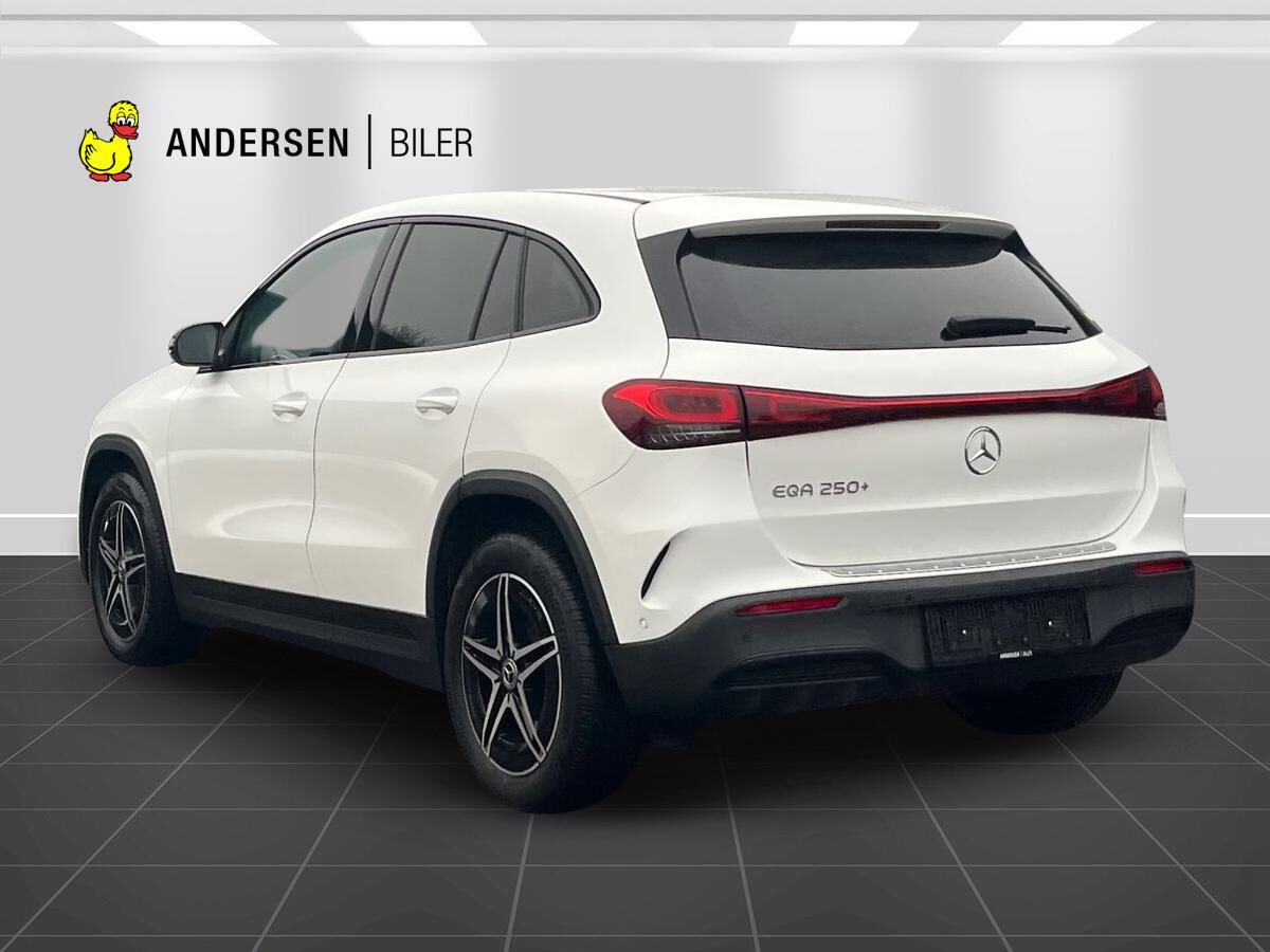 Billede af Mercedes-Benz EQA 250+ EL AMG Line 190HK 5d Aut.