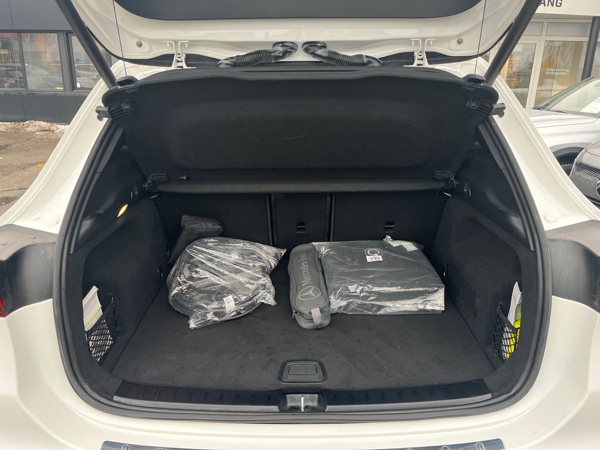 Billede af Mercedes-Benz EQA 250+ EL AMG Line 190HK 5d Aut.