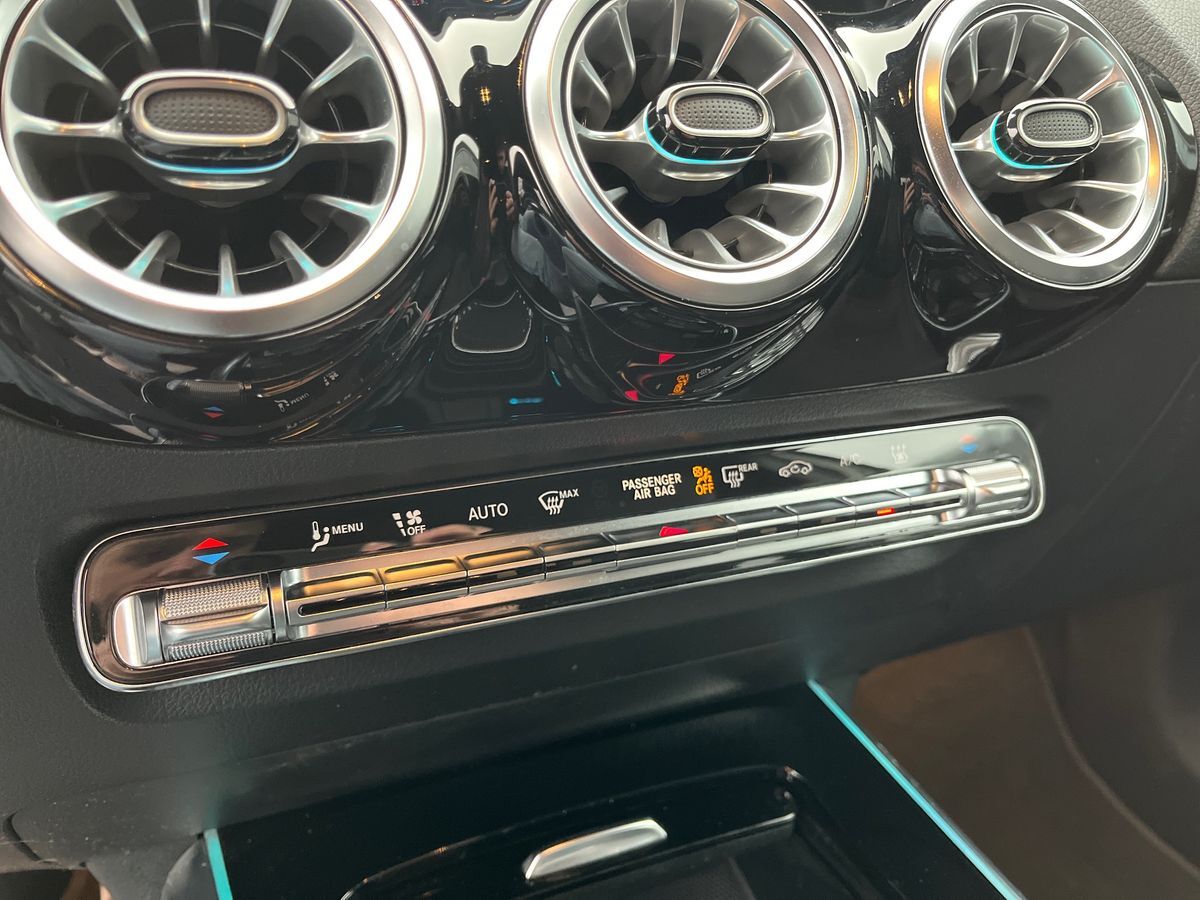 Billede af Mercedes-Benz EQA 250+ EL AMG Line 190HK 5d Aut.