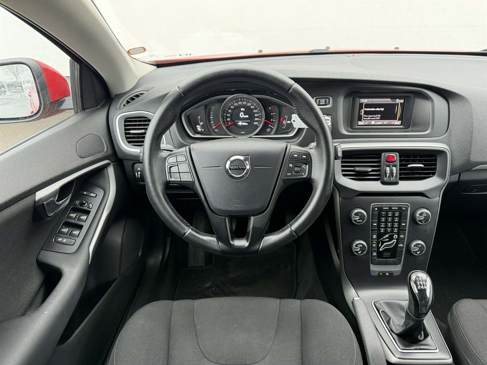 Billede af Volvo V40 2,0 D2 Eco Kinetic 120HK 5d 6g