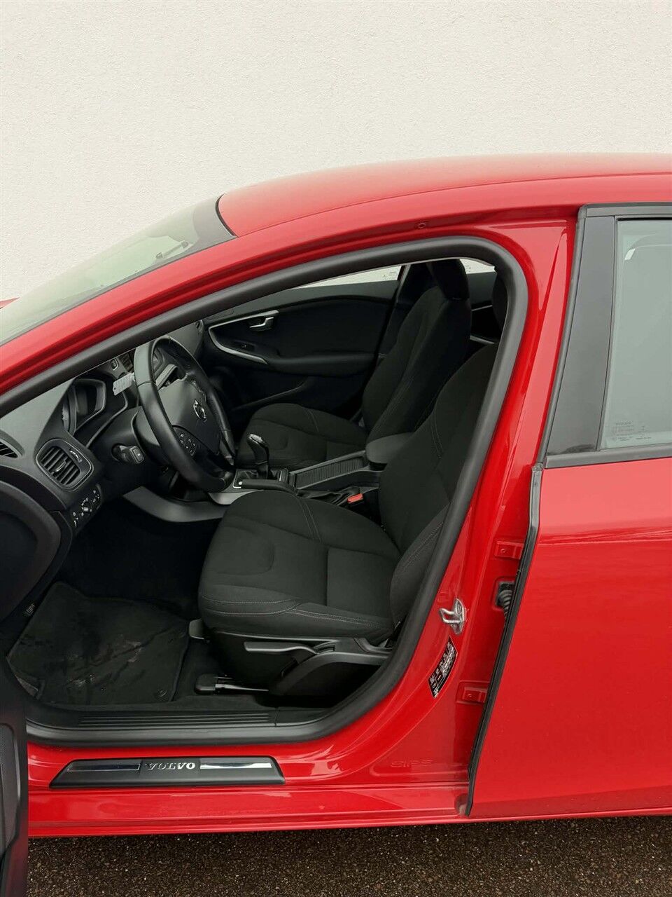 Billede af Volvo V40 2,0 D2 Eco Kinetic 120HK 5d 6g