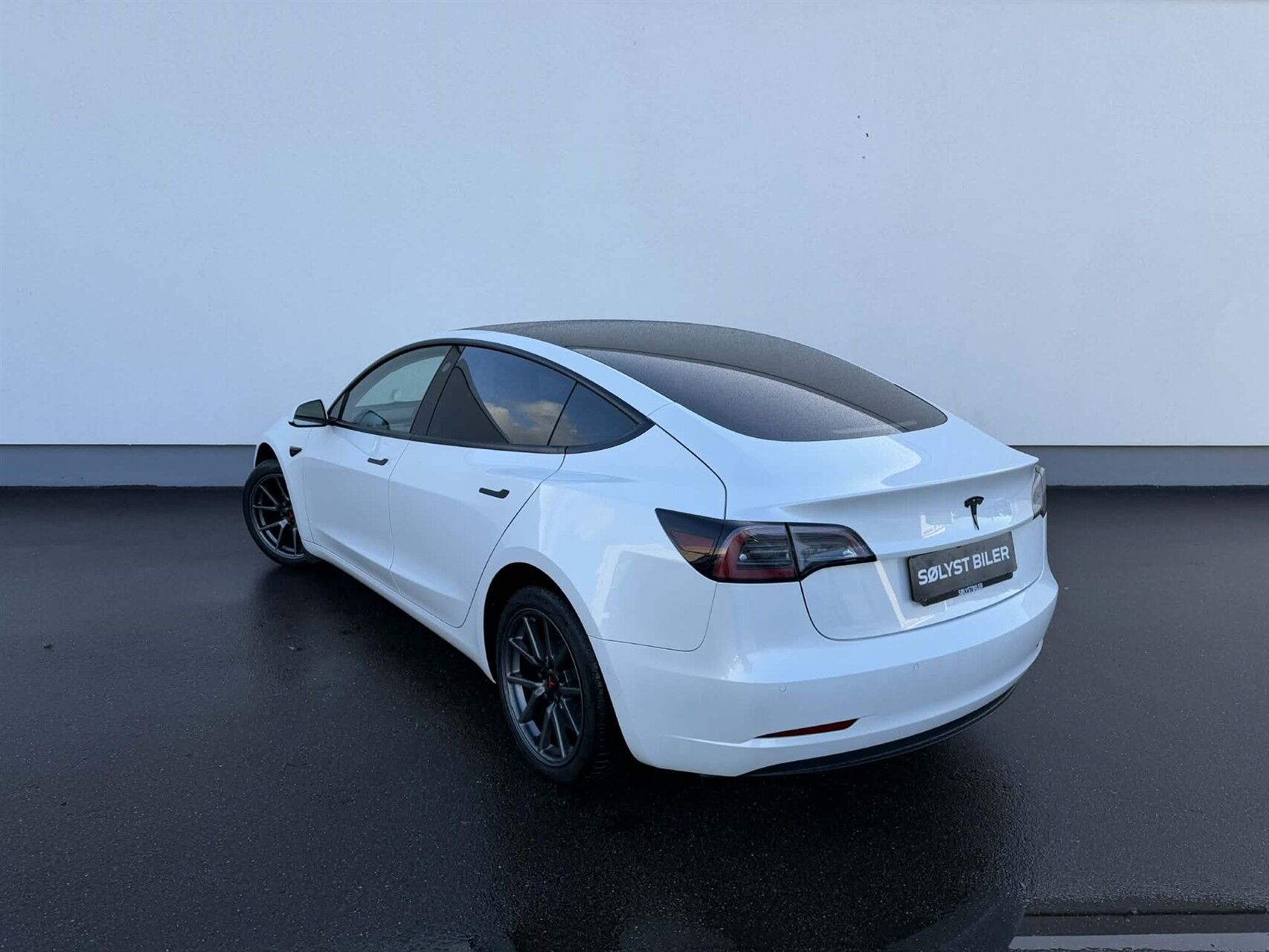 Billede af Tesla Model 3 EL Standard Range Plus 325HK Aut.