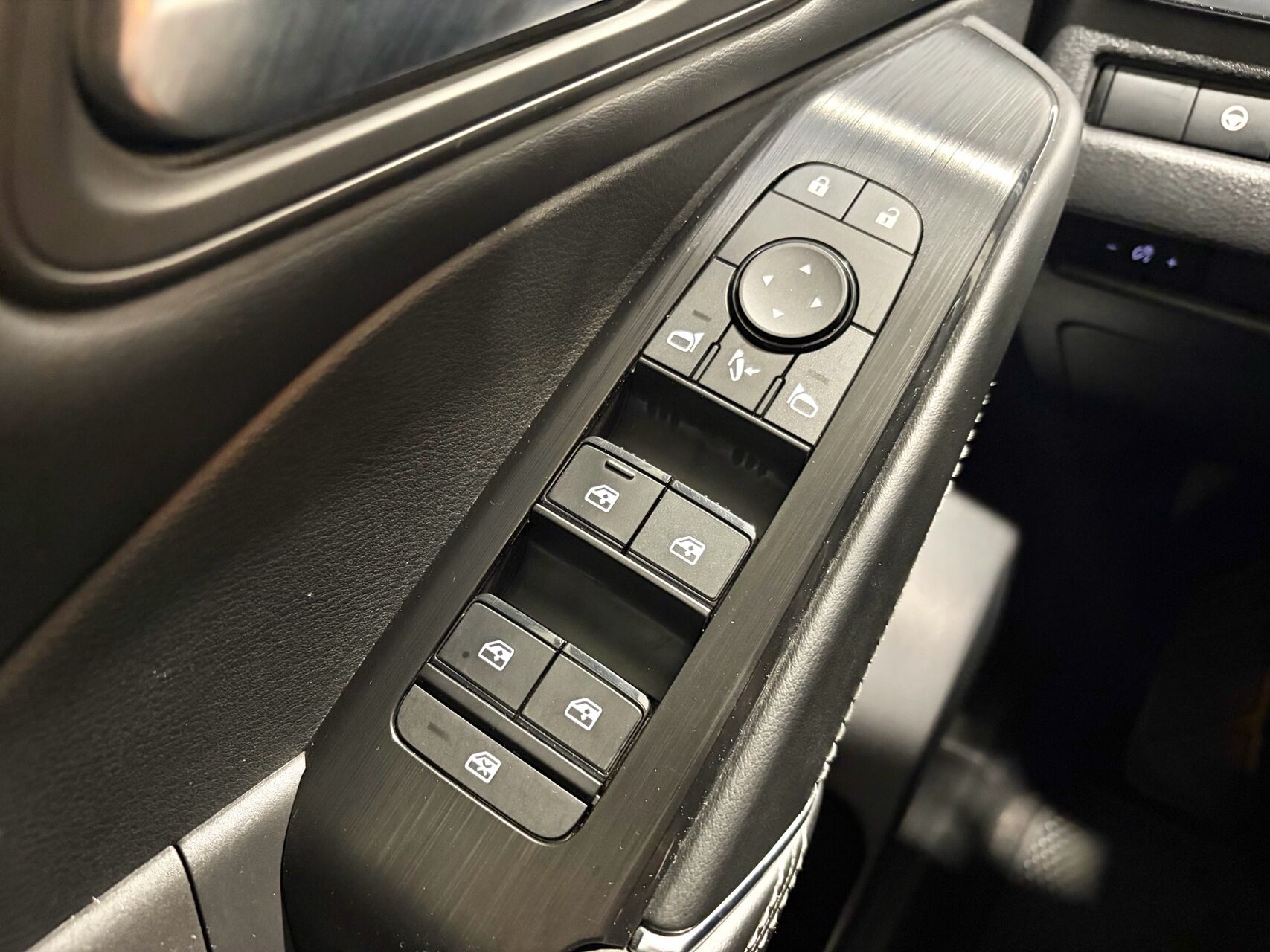 Billede af Nissan Qashqai 1,3 MHEV  Mild hybrid N-Connecta X-Tronic 158HK 5d 7g Aut.