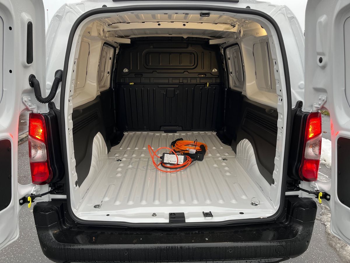 Billede af Toyota Proace City Electric Long EL Comfort 2 Skydedøre 136HK Van Aut.