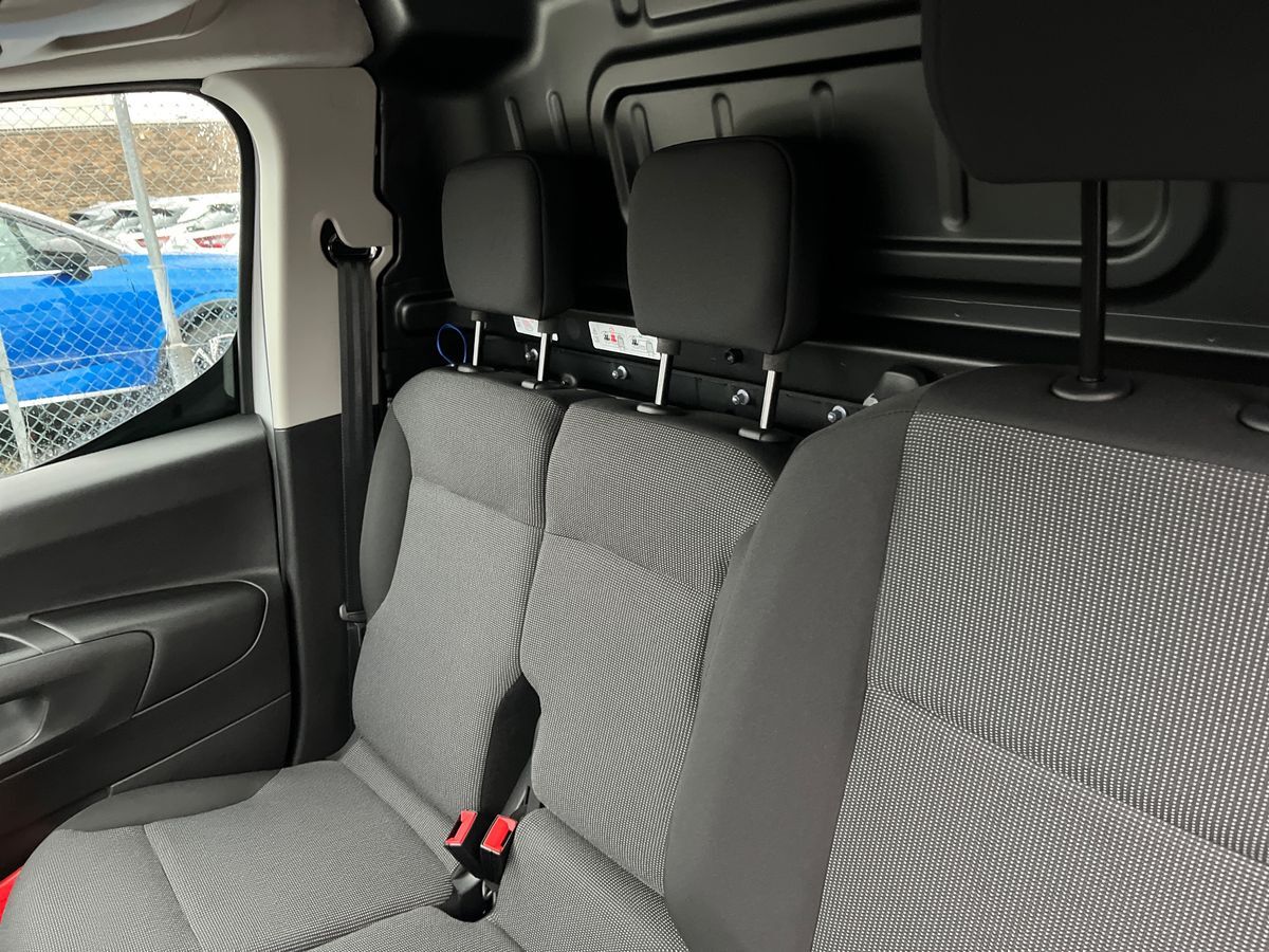 Billede af Toyota Proace City Electric Long EL Comfort 2 Skydedøre 136HK Van Aut.