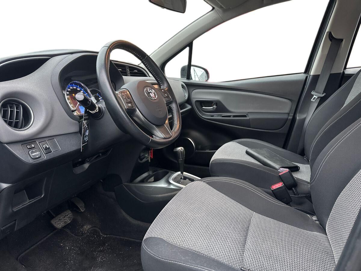 Billede af Toyota Yaris 1,5 Hybrid H2 E-CVT 100HK 5d Trinl. Gear