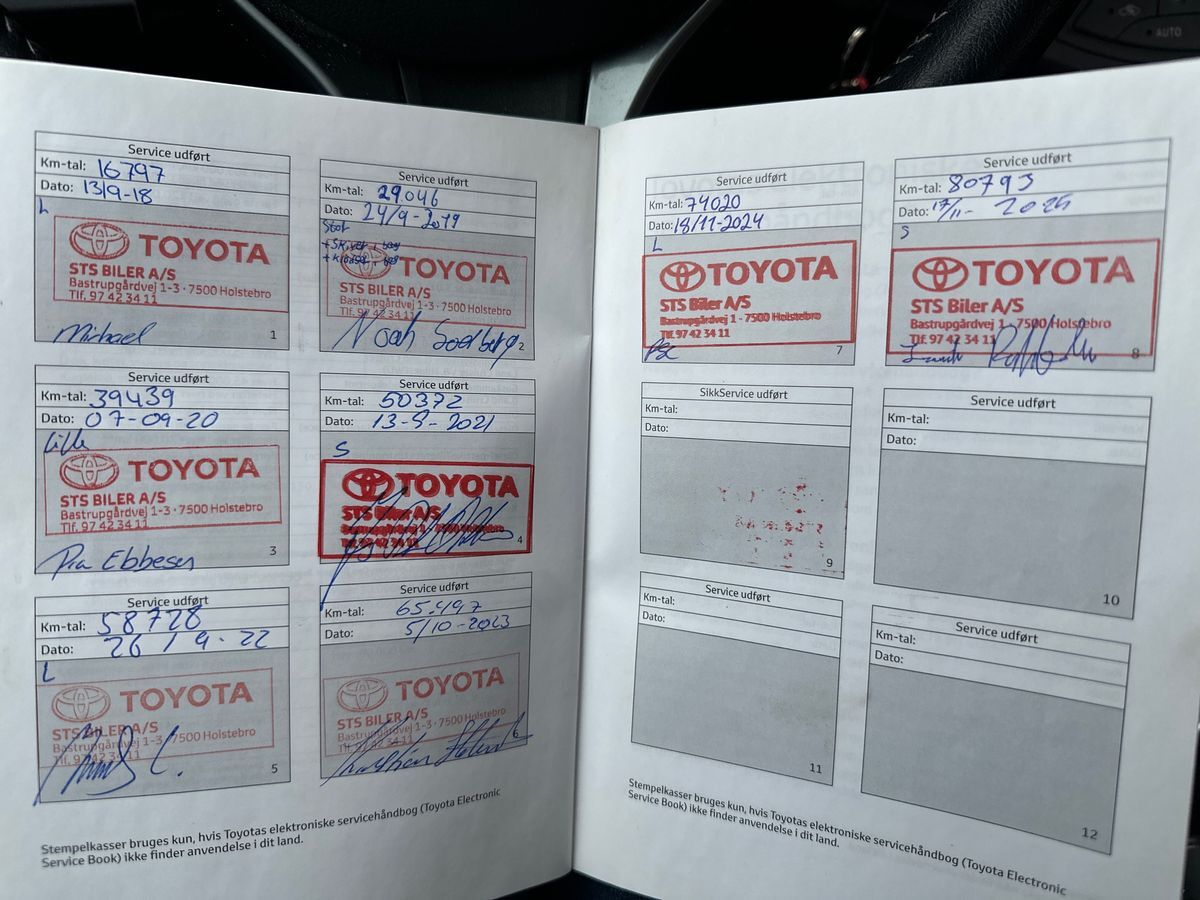 Billede af Toyota Yaris 1,5 Hybrid H2 E-CVT 100HK 5d Trinl. Gear