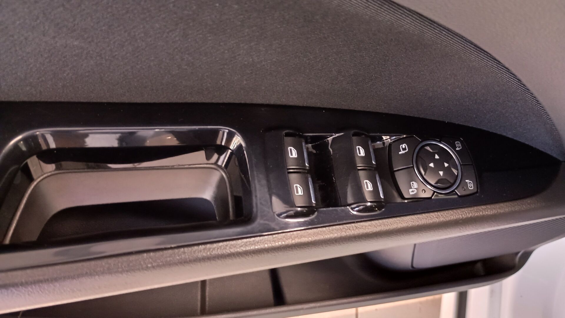 Billede af Ford Mondeo 1,5 EcoBoost Titanium Attack 160HK Stc 6g Aut.