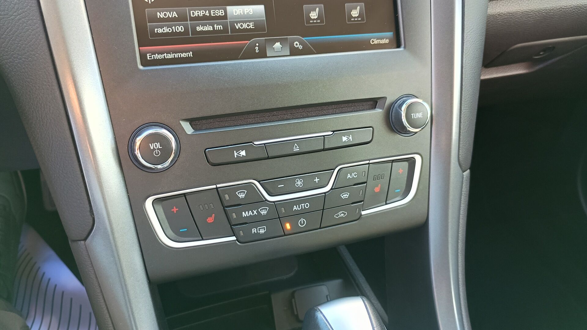 Billede af Ford Mondeo 1,5 EcoBoost Titanium Attack 160HK Stc 6g Aut.