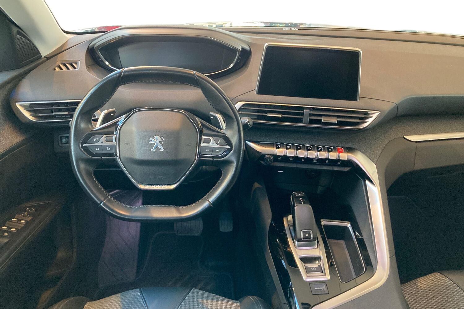 Billede af Peugeot 5008 1,2 PureTech Allure EAT8 130HK 5d 8g Aut.