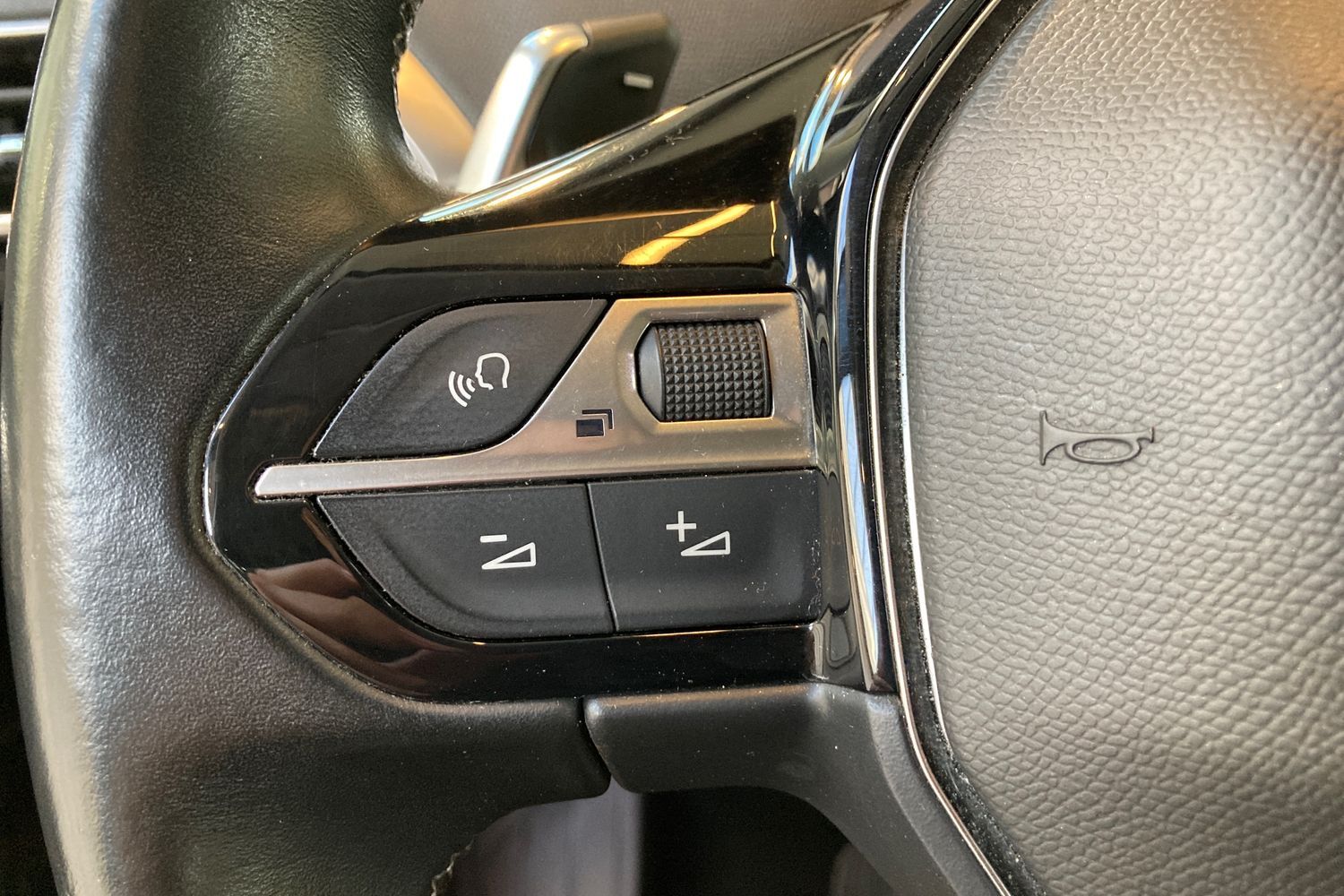 Billede af Peugeot 5008 1,2 PureTech Allure EAT8 130HK 5d 8g Aut.