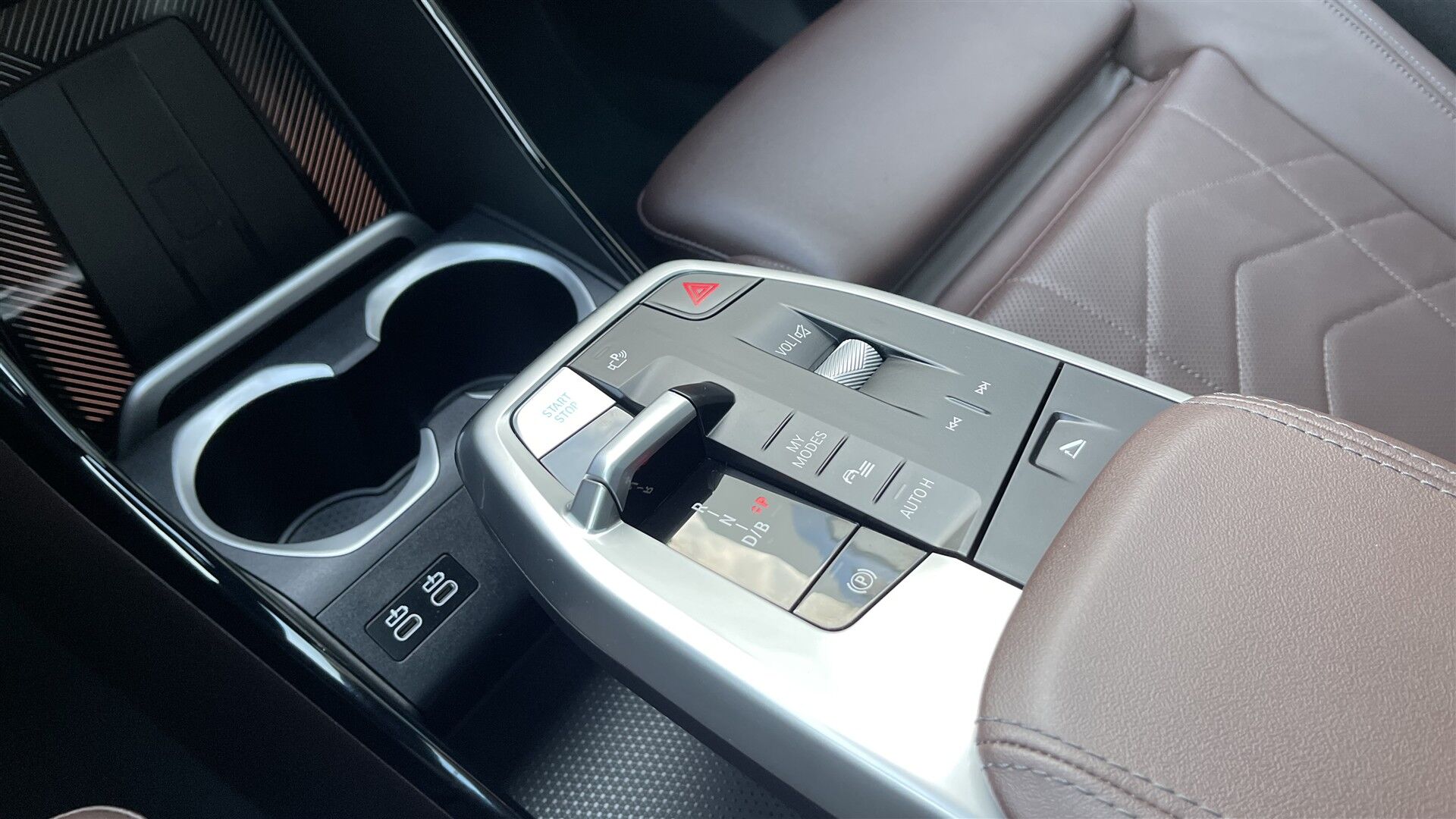 Billede af BMW iX1 xDrive30 Fully Charged M Sport 313HK 5d Aut. 