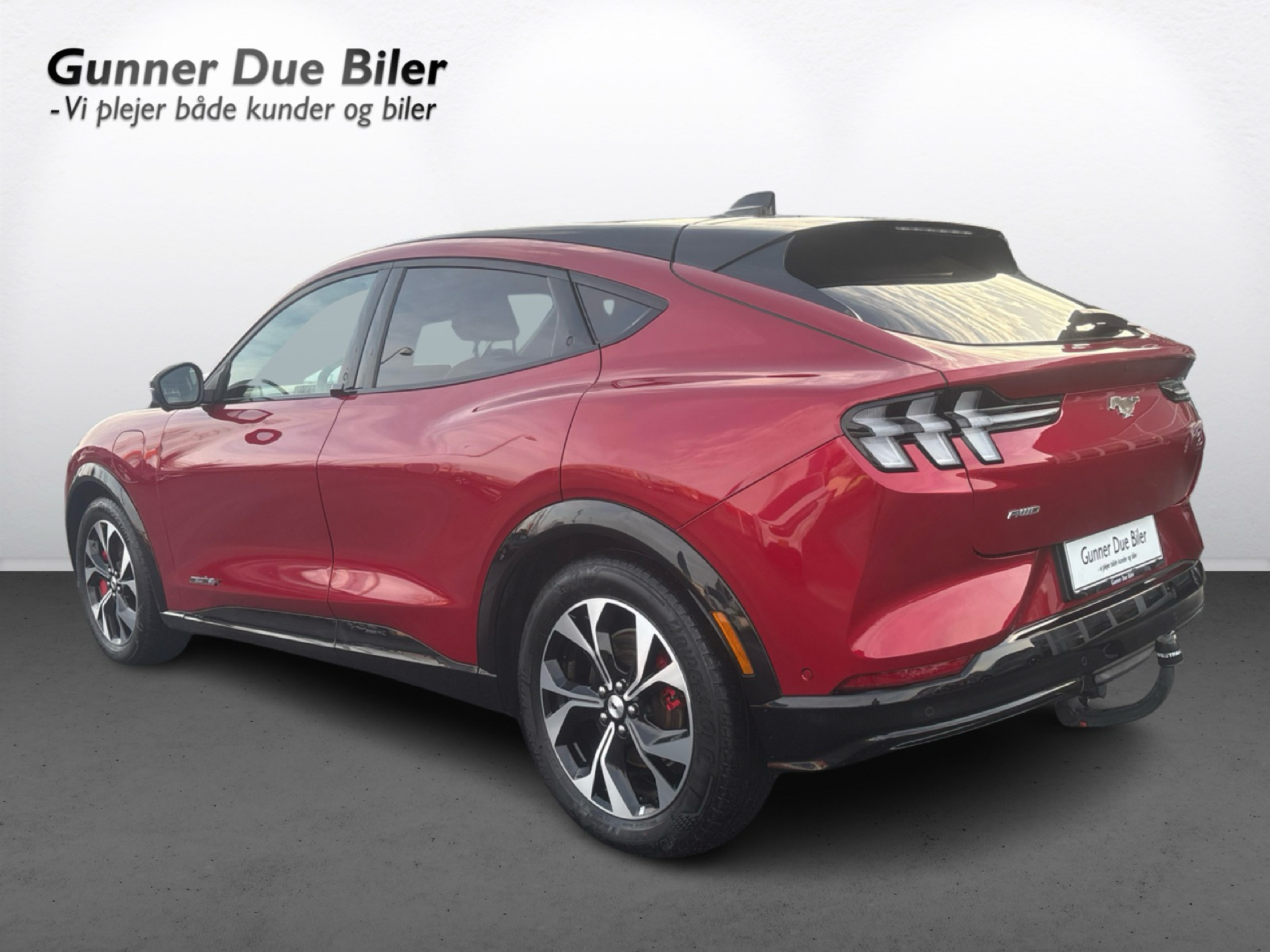 Billede af Ford Mustang Mach-E EL UR Premium AWD 351HK 5d Aut.