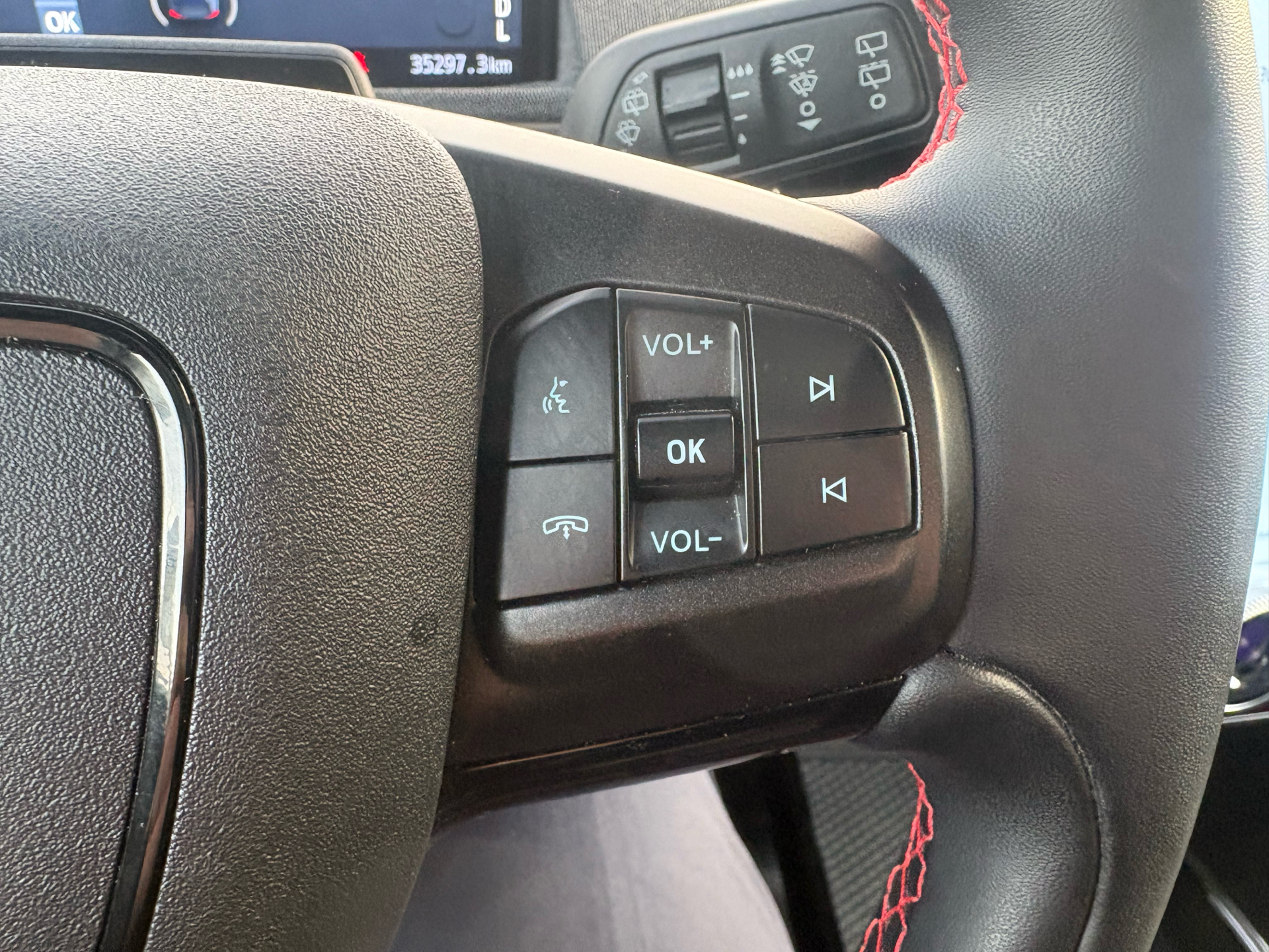 Billede af Ford Mustang Mach-E EL UR Premium AWD 351HK 5d Aut.