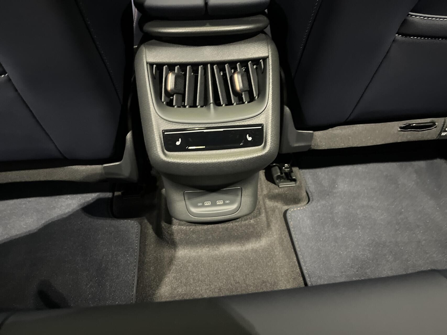 Billede af Cupra Tavascan EL VZ Adrenaline 4X4 340HK 5d Aut.