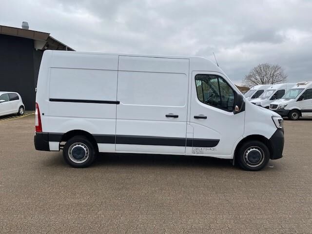 Billede af Renault Master T35 L2H2 2,3 DCI TwinTurbo start/stop Quickshift 150HK Van 6g Aut.