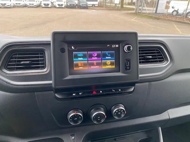 Billede af Renault Master T35 L2H2 2,3 DCI TwinTurbo start/stop Quickshift 150HK Van 6g Aut.