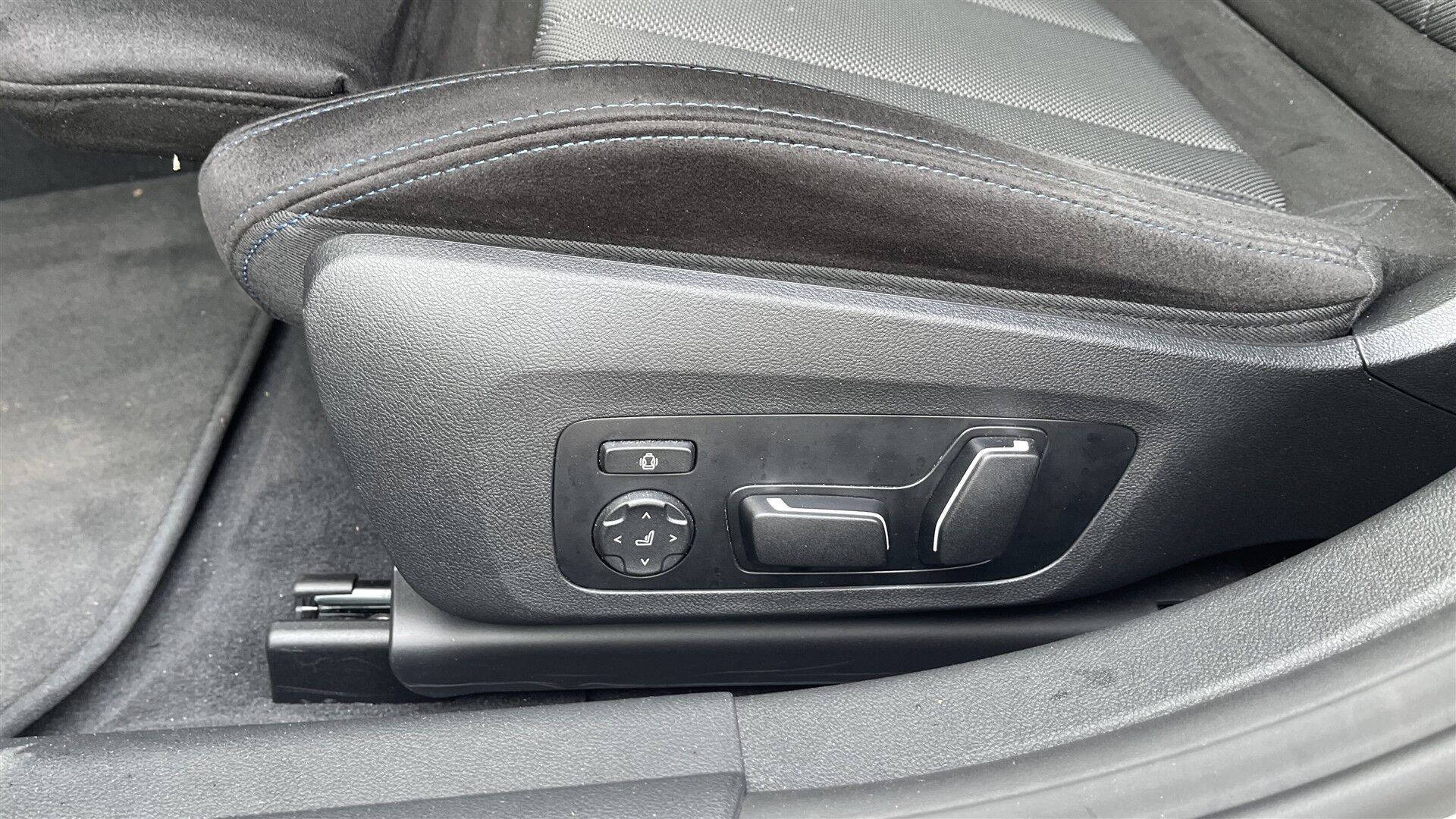 Billede af BMW i4 M50 Gran Coupé Supercharged XDrive 544HK 5d Aut.