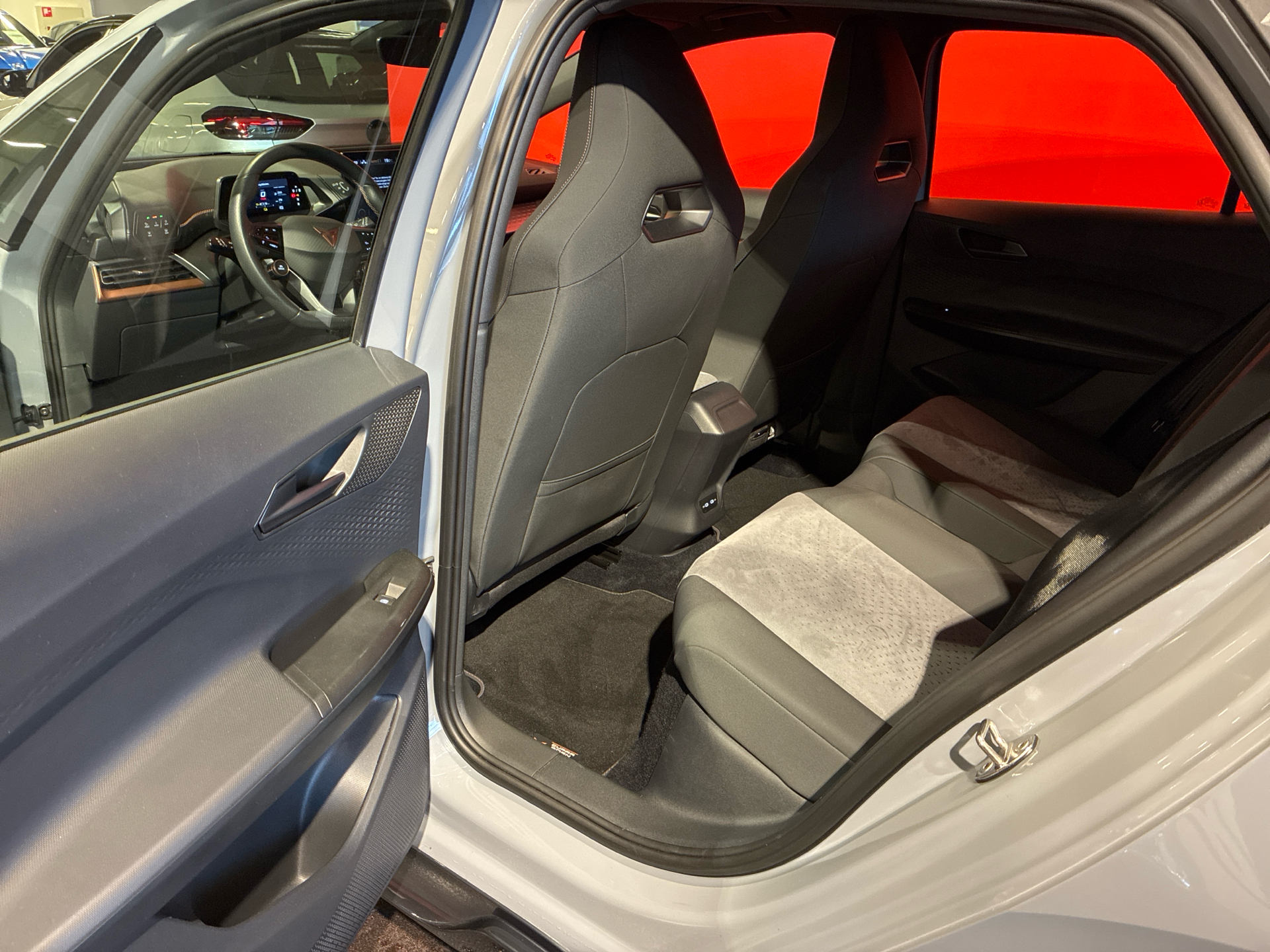 Billede af Cupra Born EL Dinamica 77 KW High 231HK 5d Aut. 