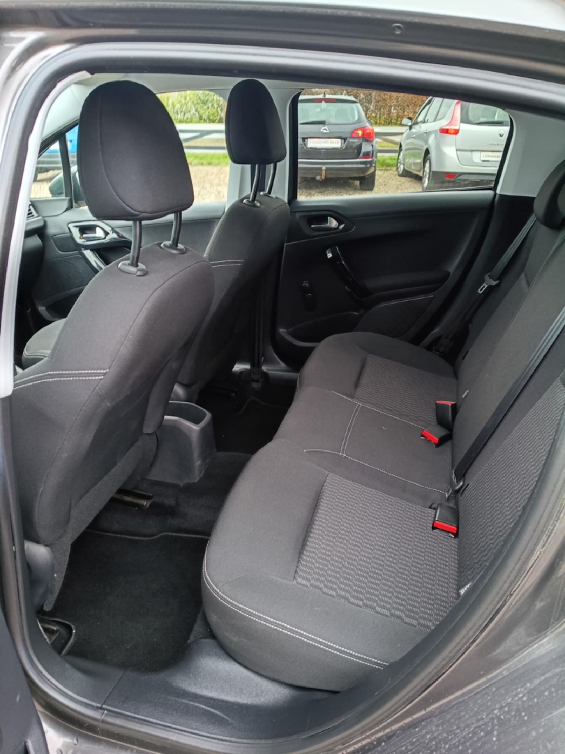 Billede af Peugeot 208 1,6 BlueHDi Strike 100HK 5d