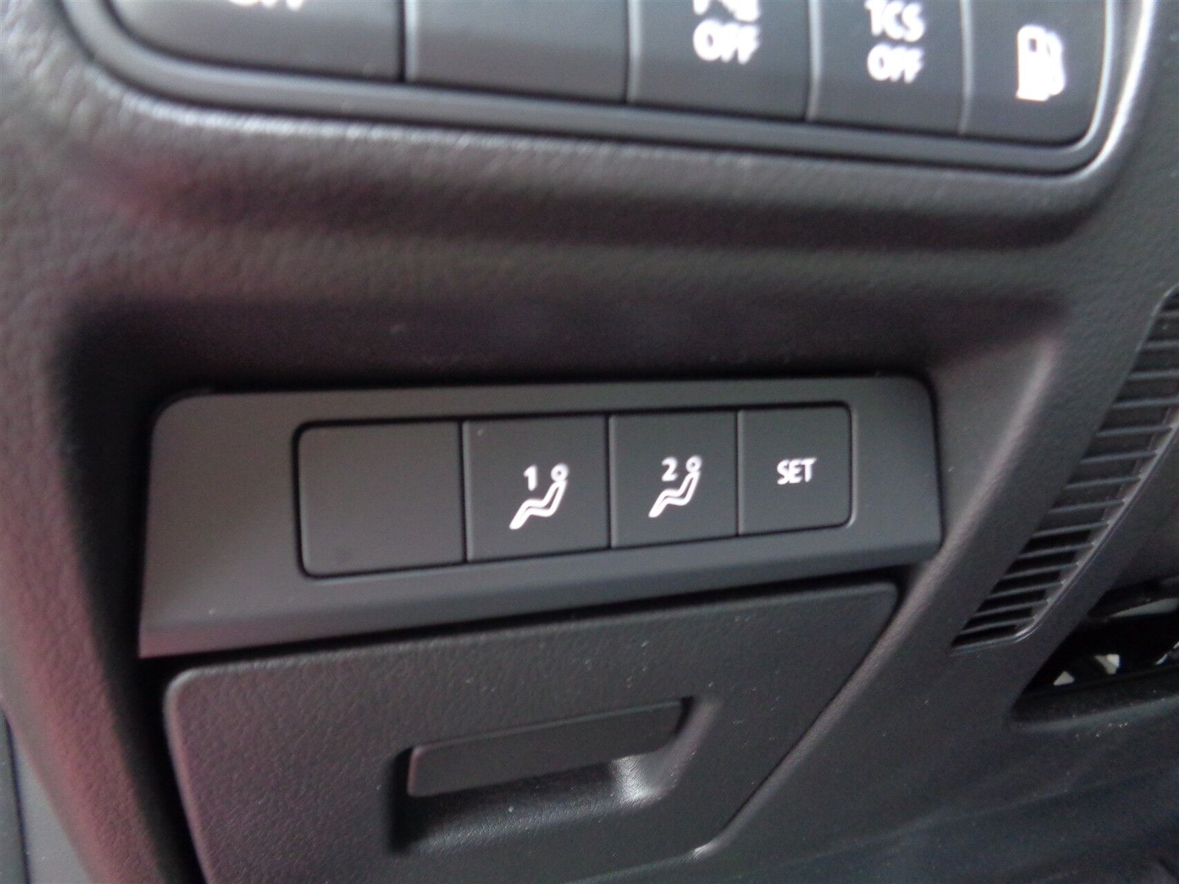 Billede af Mazda MX-30 0,8 e-Skyactiv R-EV  Plugin-hybrid Advance 170HK 5d Trinl. Gear