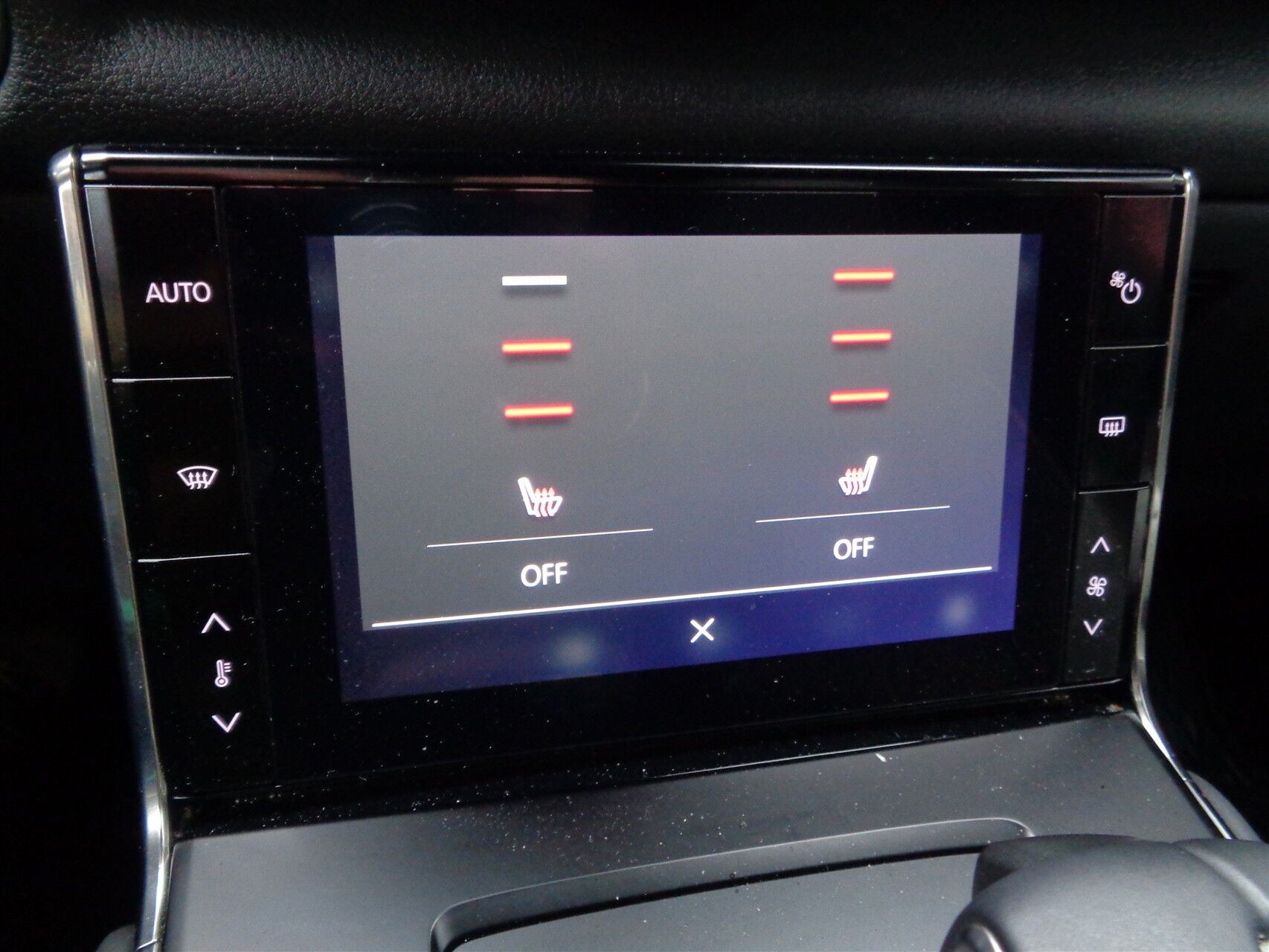 Billede af Mazda MX-30 0,8 e-Skyactiv R-EV  Plugin-hybrid Advance 170HK 5d Trinl. Gear