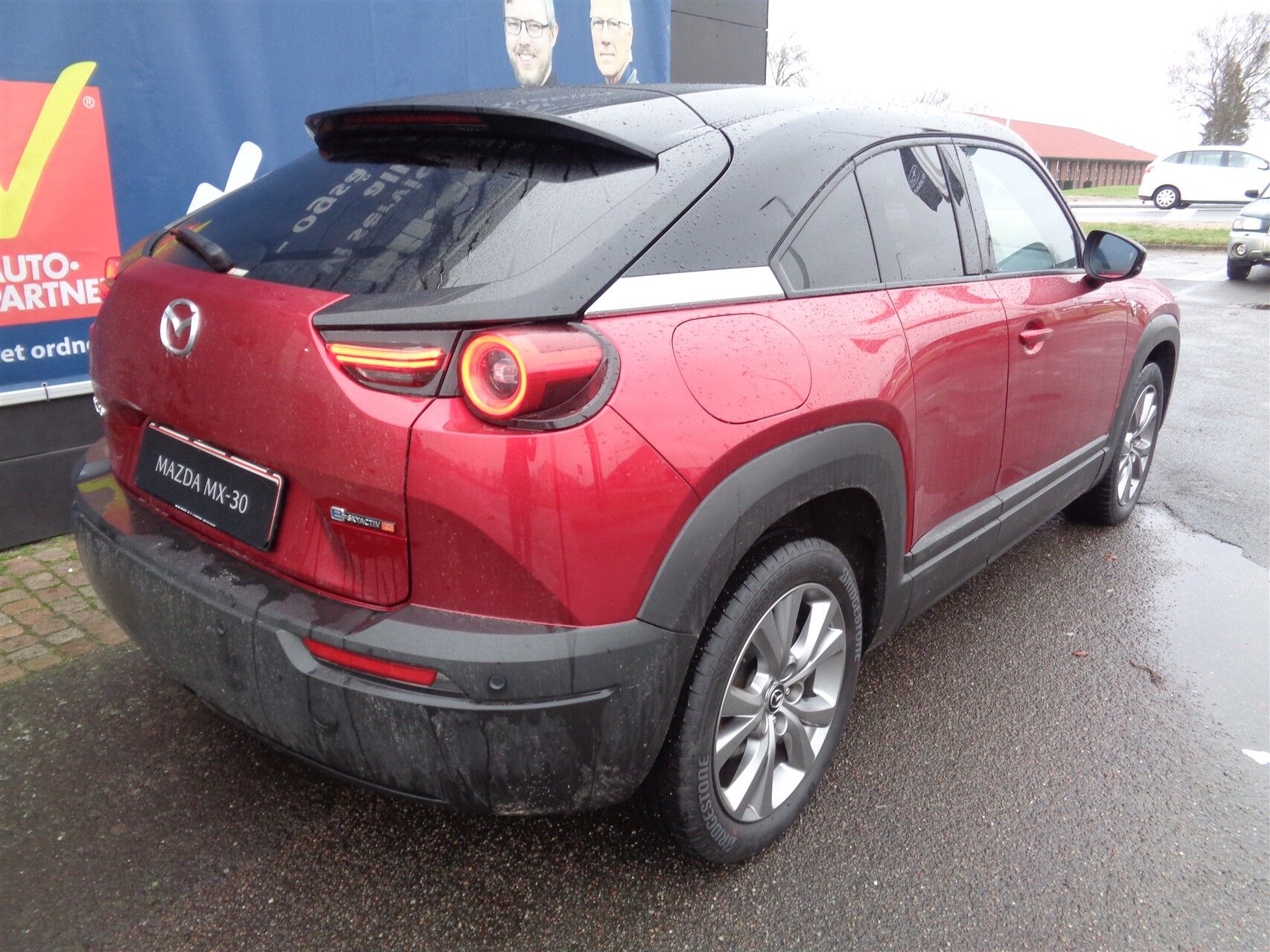 Billede af Mazda MX-30 0,8 e-Skyactiv R-EV  Plugin-hybrid Advance 170HK 5d Trinl. Gear