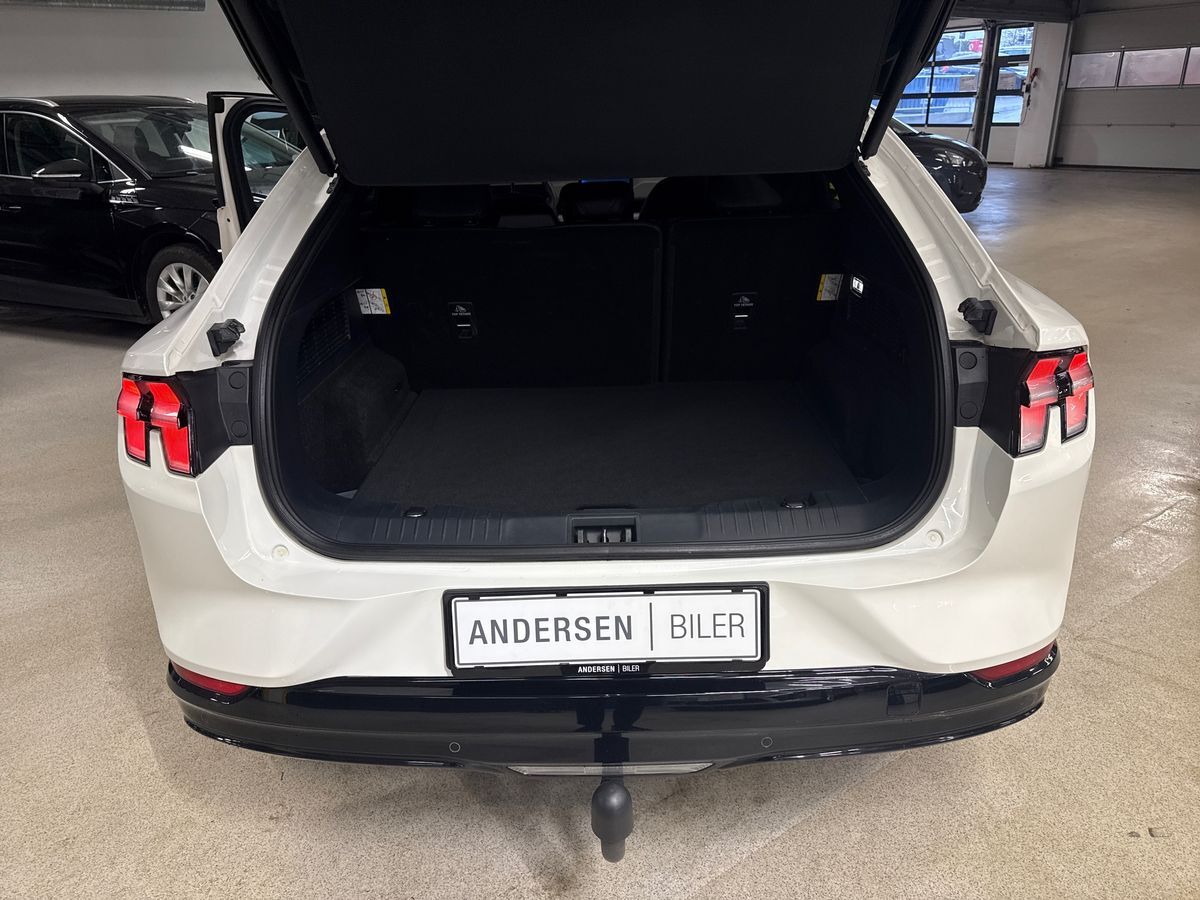 Billede af Ford Mustang Mach-E EL UR AWD 351HK 5d Aut.