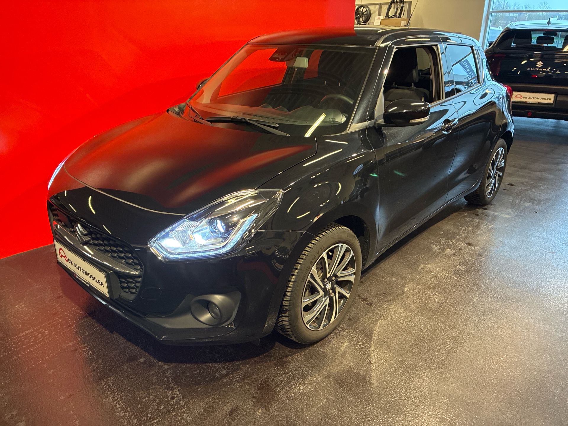 Billede af Suzuki Swift 1,2 Dualjet  Mild hybrid Exclusive AEB CVT 83HK 5d Trinl. Gear