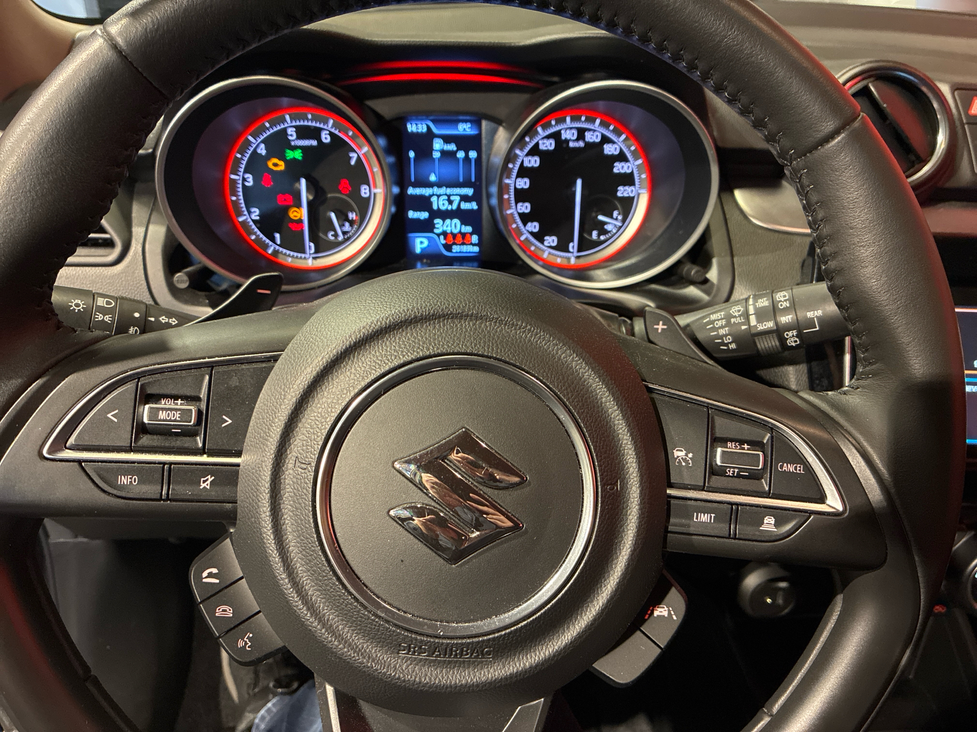 Billede af Suzuki Swift 1,2 Dualjet  Mild hybrid Exclusive AEB CVT 83HK 5d Trinl. Gear