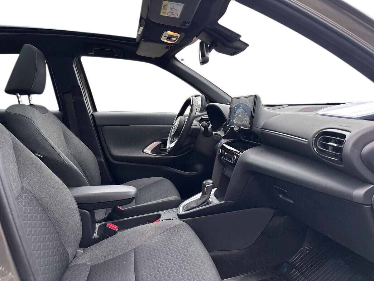 Billede af Toyota Yaris Cross 1,5 Hybrid Style 116HK 5d Trinl. Gear