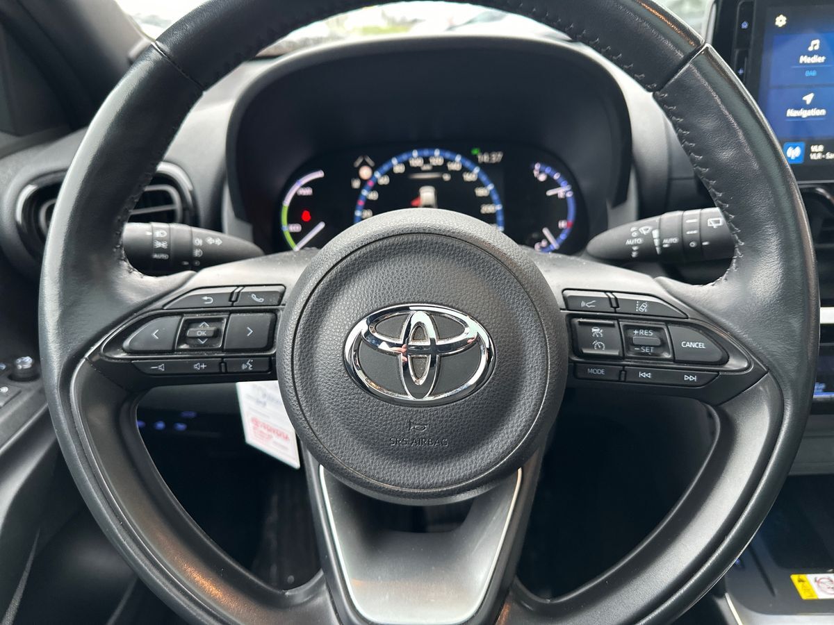 Billede af Toyota Yaris Cross 1,5 Hybrid Style 116HK 5d Trinl. Gear