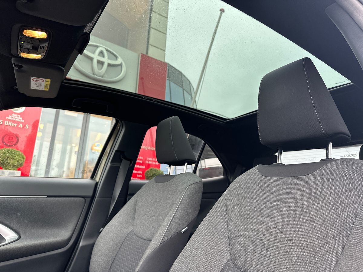 Billede af Toyota Yaris Cross 1,5 Hybrid Style 116HK 5d Trinl. Gear