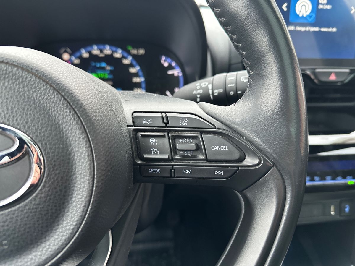 Billede af Toyota Yaris Cross 1,5 Hybrid Style 116HK 5d Trinl. Gear